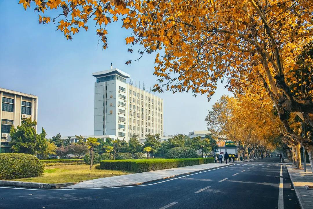 5大校区，占地超7千亩，图书馆藏书340余万册！安徽这所高校大到