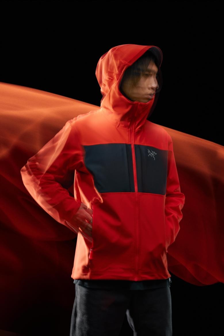 Rebird™计划再度出新，始祖鸟环保概念新品Gamma MX Hoody ReBird