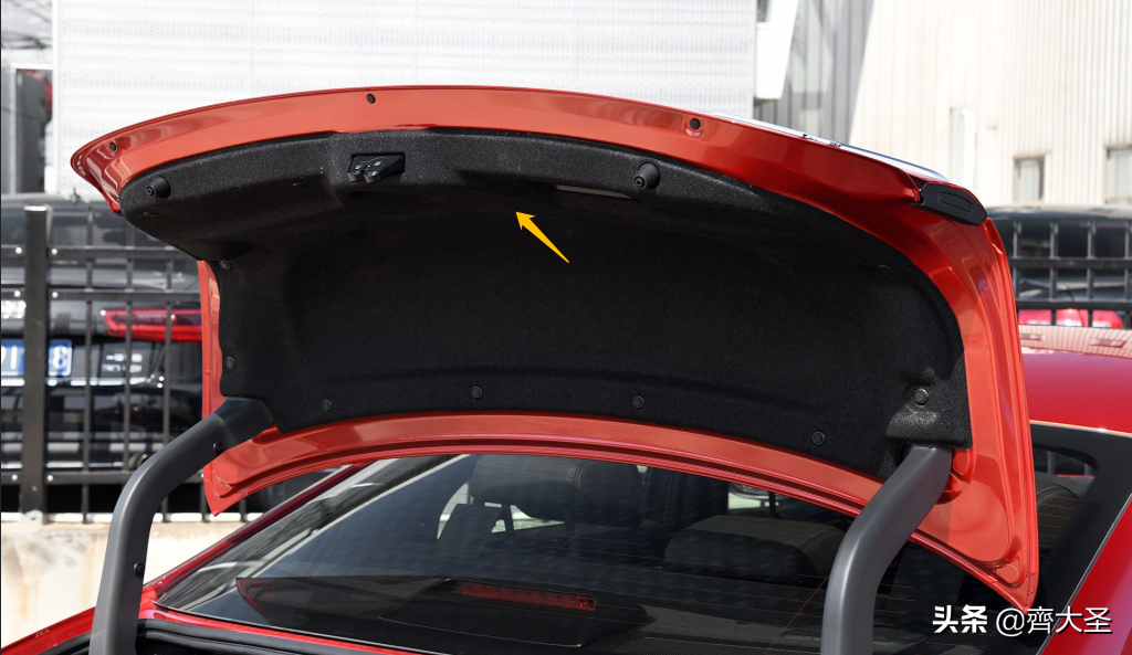 「独家分享」老司机都未必知道的23个车辆隐藏使用技巧