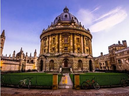 想去英国读教育专业？Top20院校推荐给你