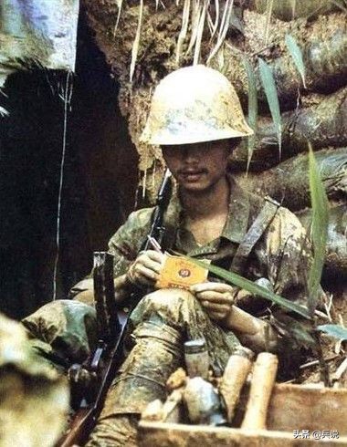 越军特工偷袭老山猫耳洞:一道闪电瞄准,再一道闪电开火