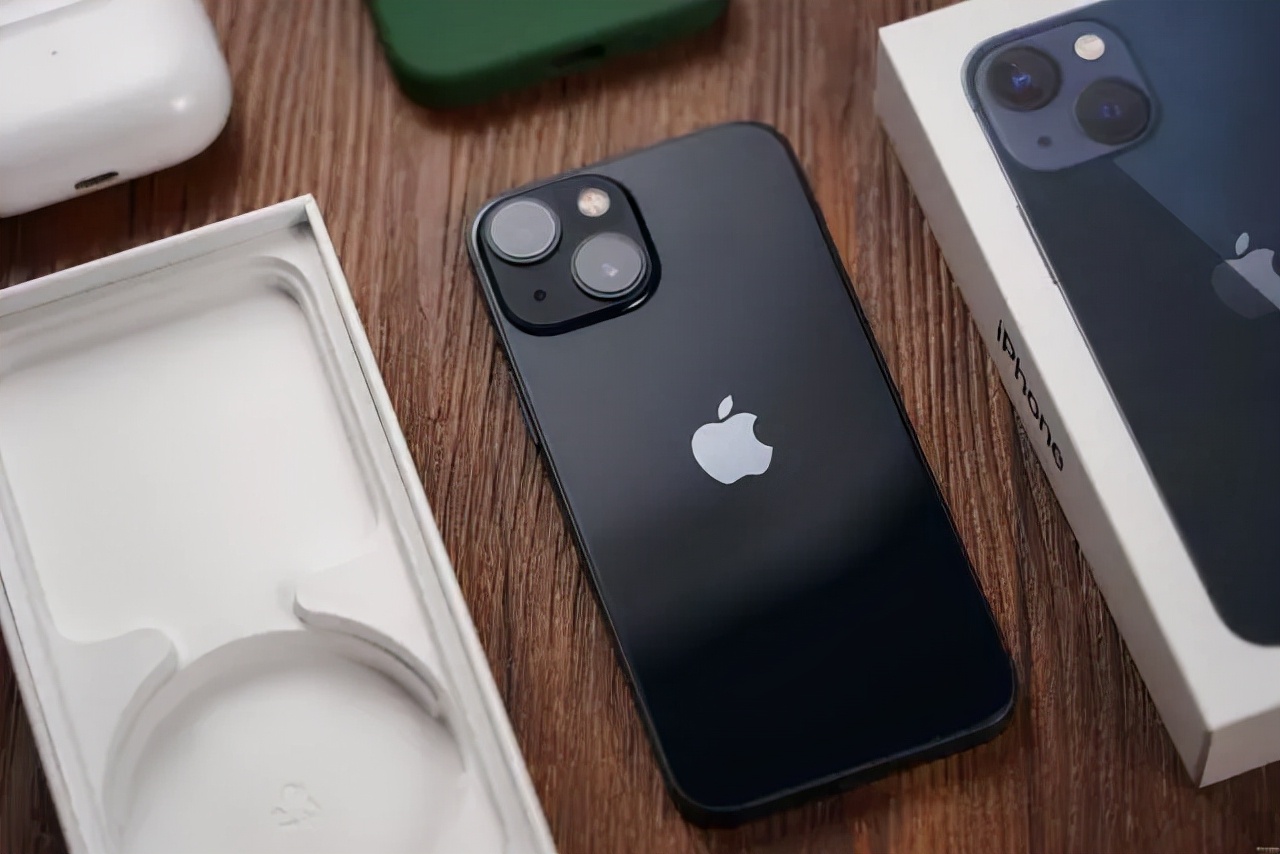 iphone 13 mini图赏:属于"小屏党"的迷你之美