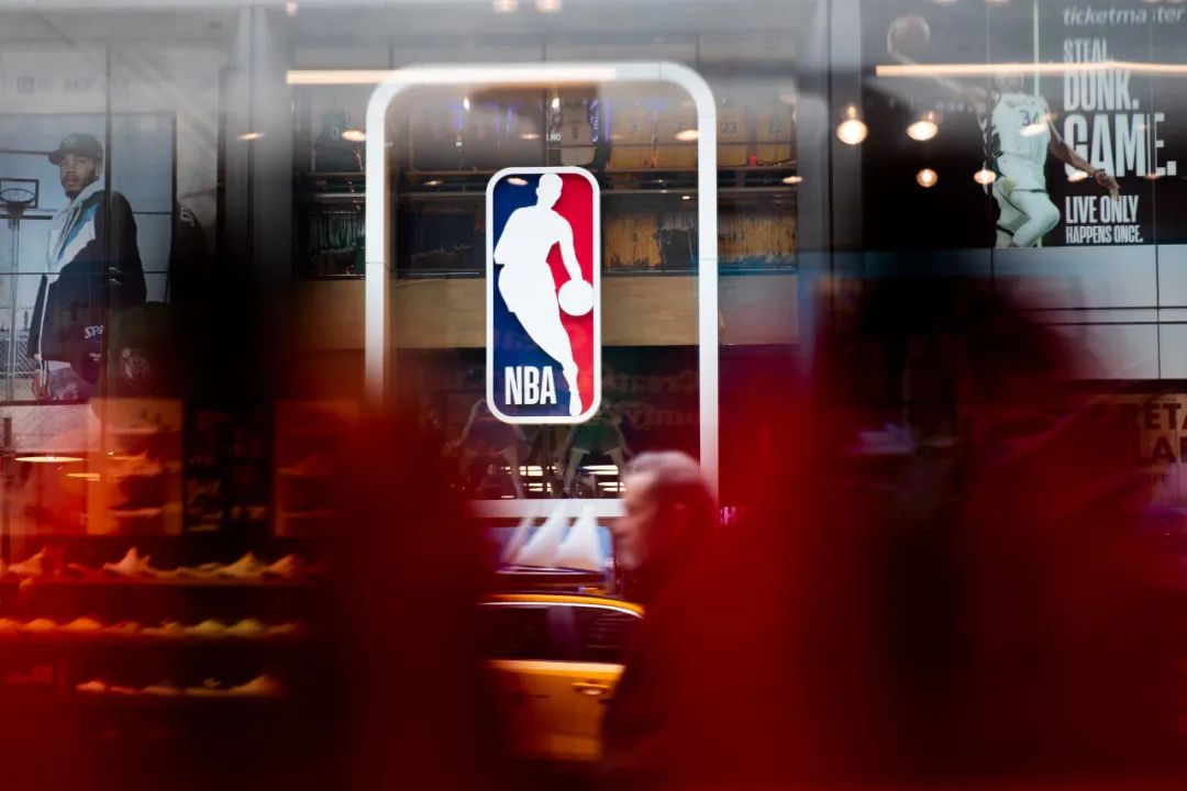 现在nba比赛还有哪些队(14人患新冠肺炎、22队不做全队检测，NBA谈何重启？)