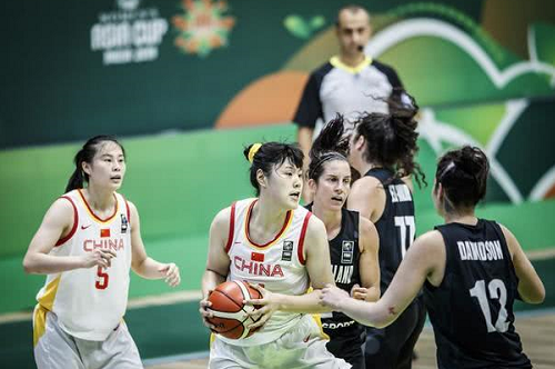 中国女篮vs新西兰(奥预赛中国女篮94比71大胜新西兰队，下场拿下菲律宾可确保出线)