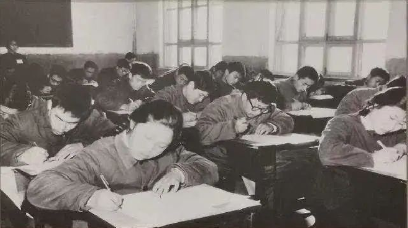 77年..恢复高考，教育部部长刘西尧却不准儿子参加：你得避嫌