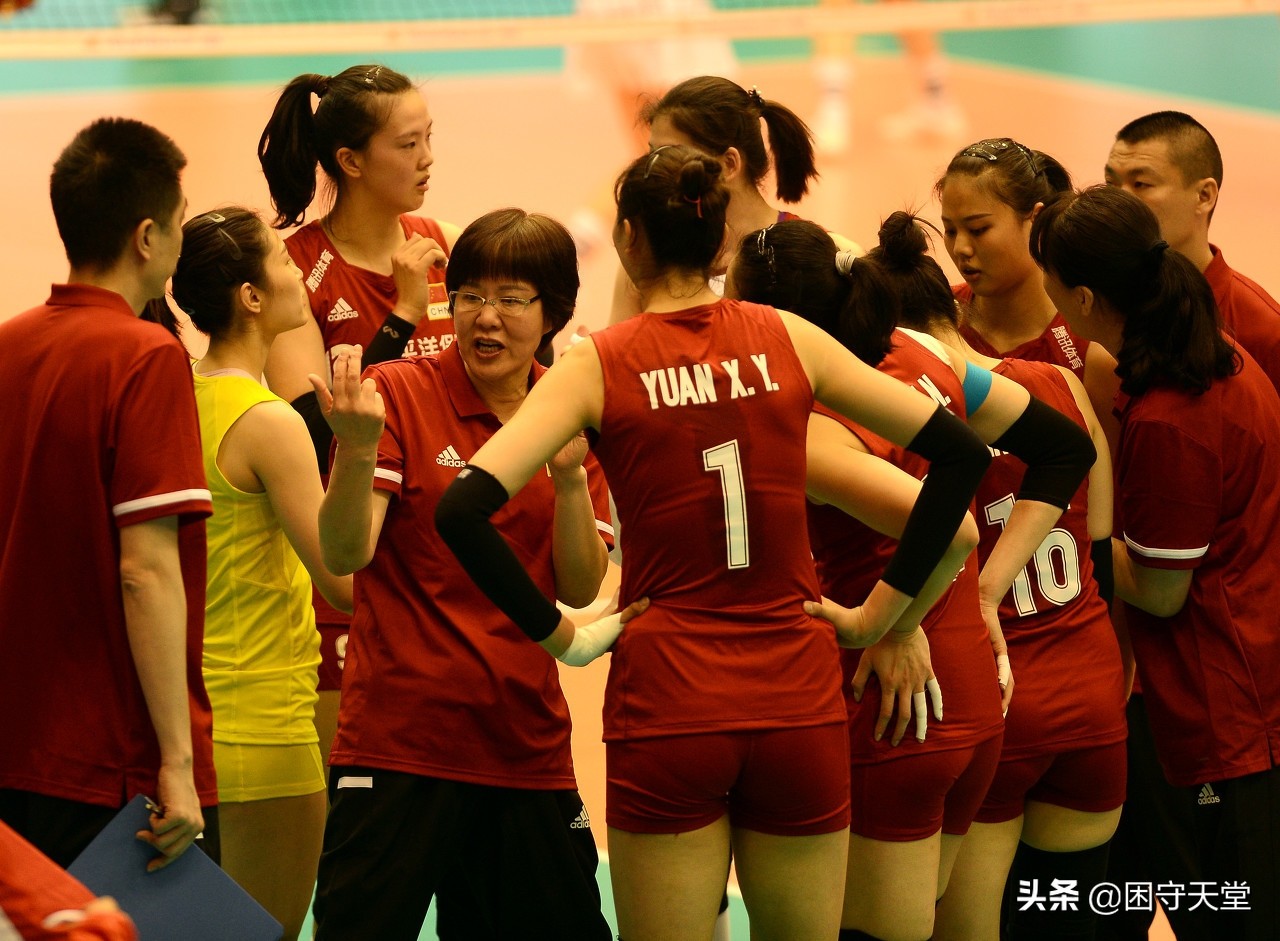 1991年世界杯女排苏联一古巴(电影中一闪而过的夺冠时刻:功勋主帅