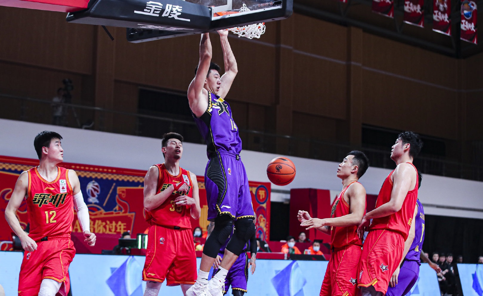 為什么cba要叫暫停（最后4.4秒，北控領先深圳6分，馬布里為什么還要主動叫暫停？）