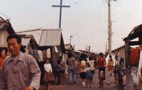 背叛努力：韩国高考原罪，俯瞰5000万人的天空之城