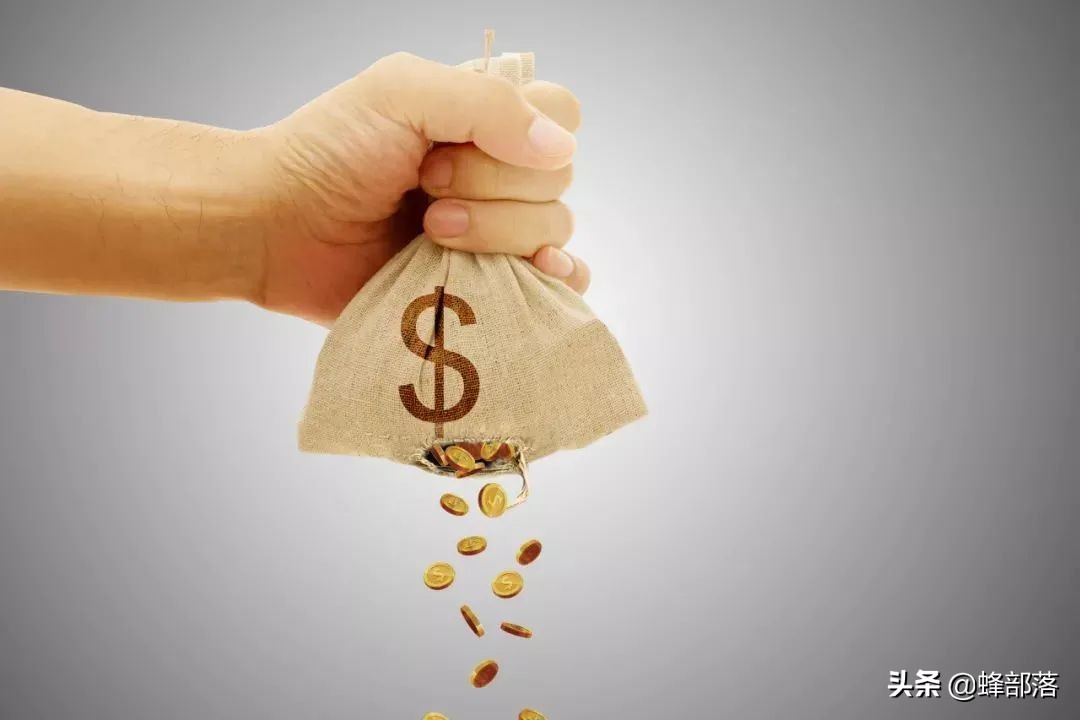 3部委会议：加大脱贫人口小贷力度，应贷尽贷，破解5万信贷难题