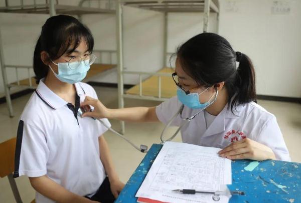 高考体检不合格，很多专业不能报考，2021考生填报志愿时需注意