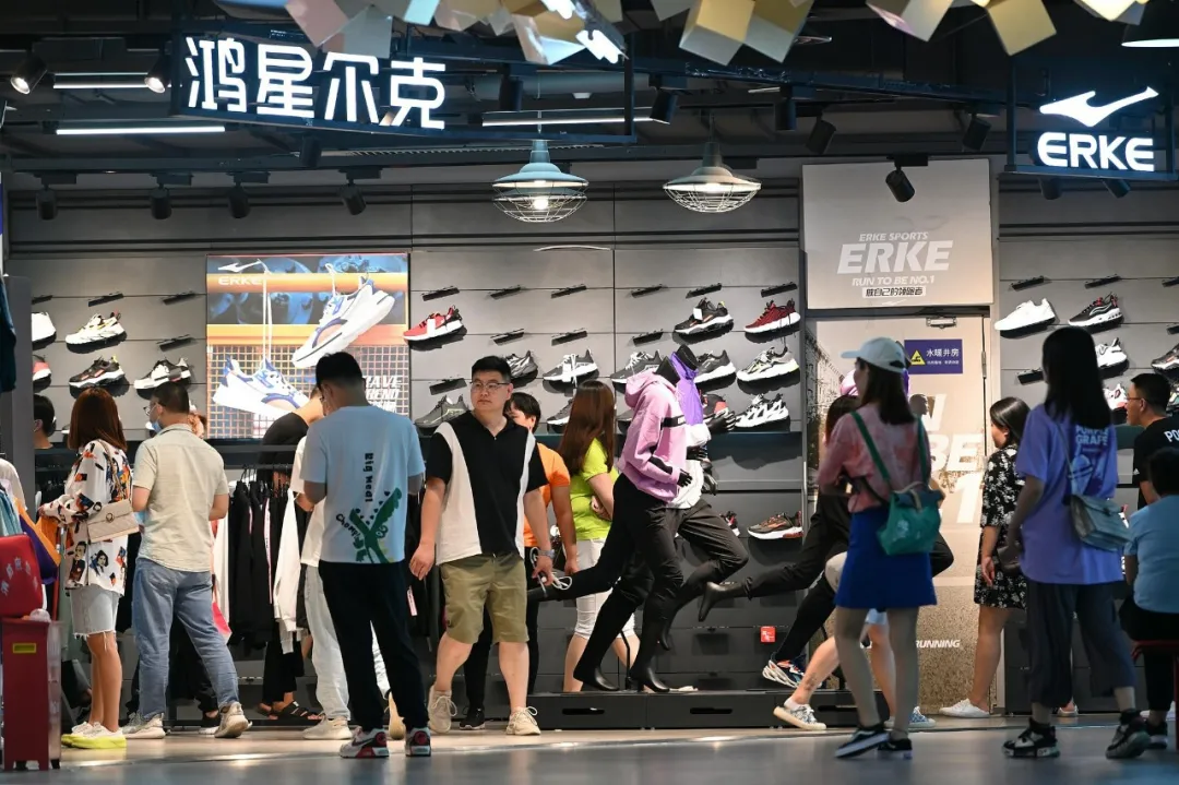 鴻星爾克背后的邏輯——民族品牌崛起!暖通界的國貨時代撲面而來