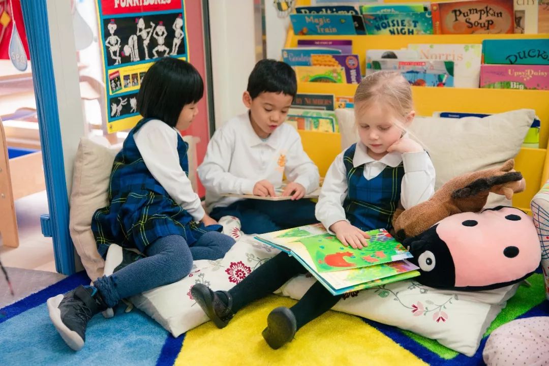 天津这所学校火了！高尔夫、足球、科学实验...孩子吵着都要来