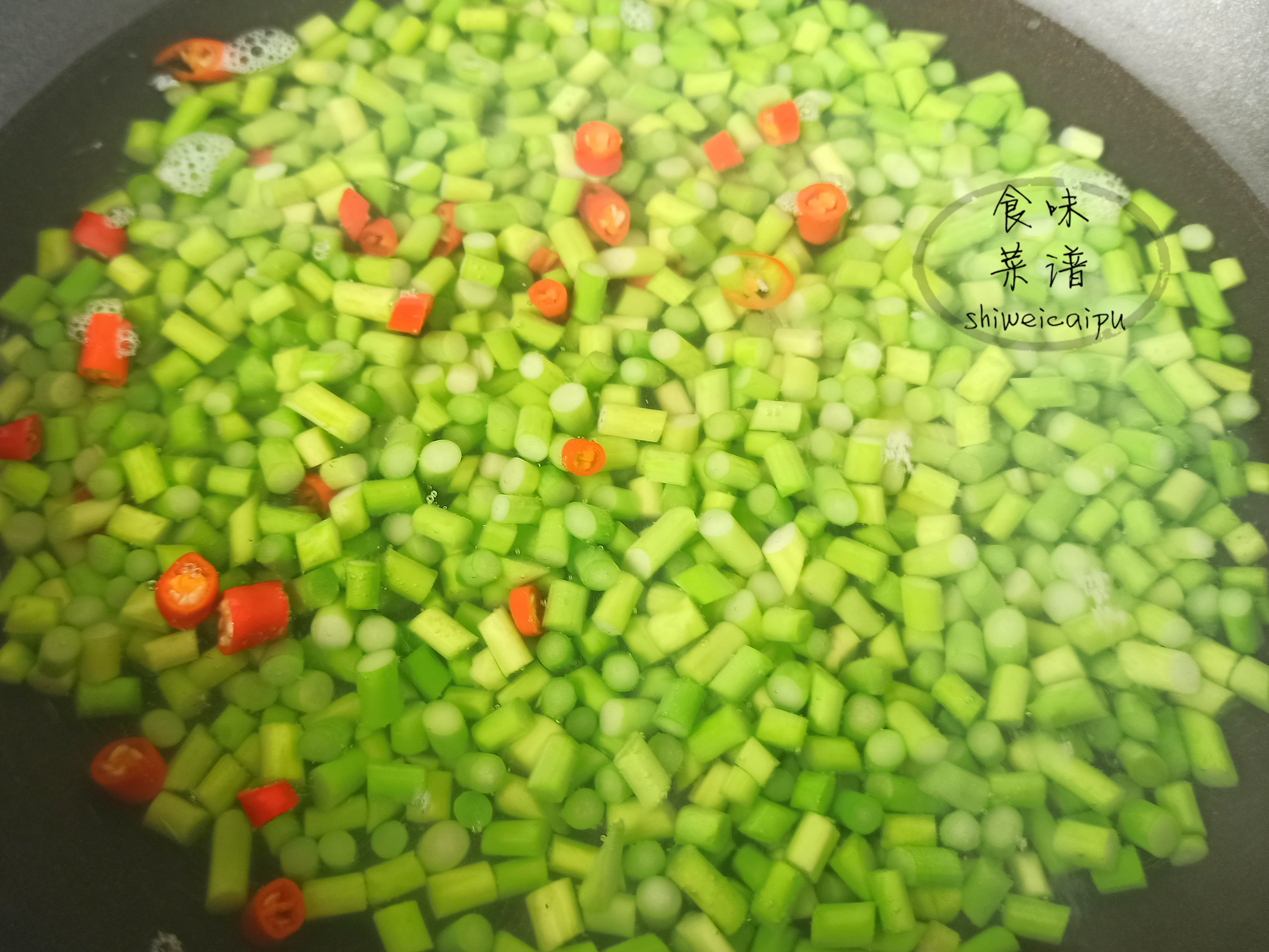 蒜苔的做法教程（教你6种鲜嫩营养的家常菜）