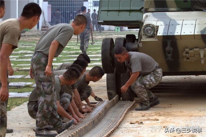 谈谈坦克履带