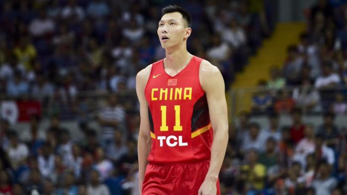 中国篮球排名前十名是谁（风靡世界的姚明仅排在第二）