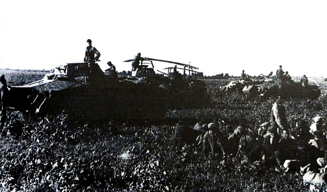 二战德国轮式装甲车之Sdkfz 231型轮式（8轮）装甲侦察车