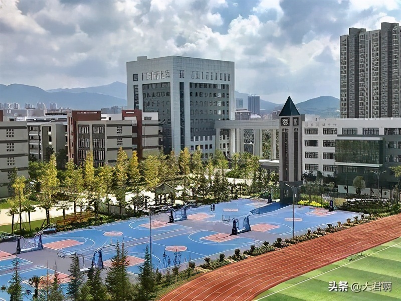 云南民族大学附属中学学校巡礼 | 云大附中星耀校区学校巡礼 | 厉明