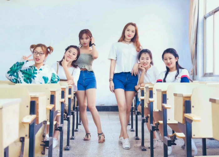 “大一现象”愈演愈烈，导员：不调整心理，影响大学生考公考研