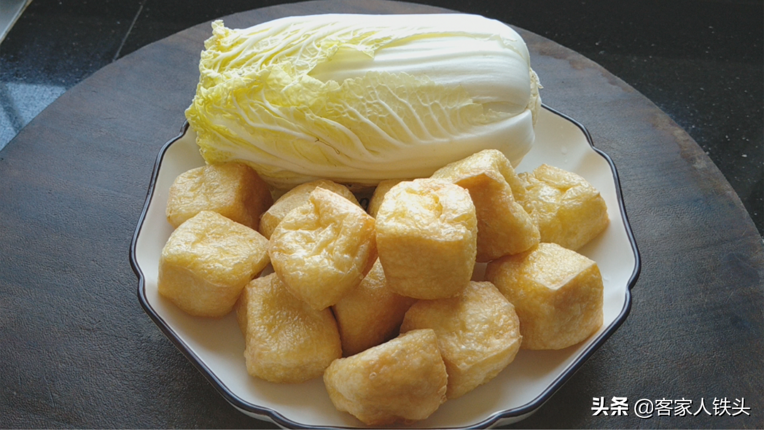 白菜粉条家常做法，简单烹饪香满屋