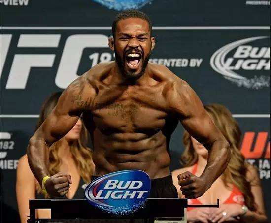 jon jones 重量级(UFC现役最强十五人排名！来看看你心中的王者排名第几？)