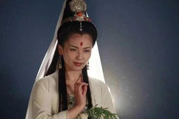 太上老君独断万古，化自在法，化六道轮回，一气化三清