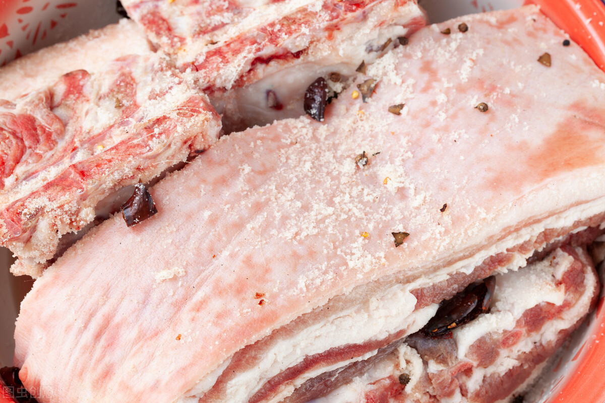 腌腊肉要牢记“5个关键点”，腊肉不霉，不臭，咸香可口保存更久