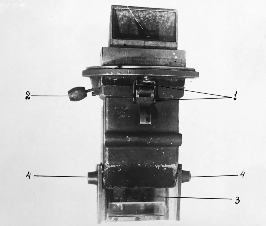 波兰球二战日本（拳打II号，脚踩T-26：波兰二战最强坦克7TP的实战与测试）