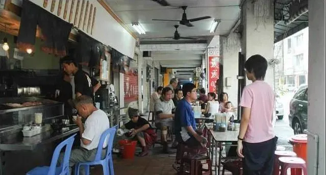 早餐店卖什么挣钱（卖早餐挣钱吗）