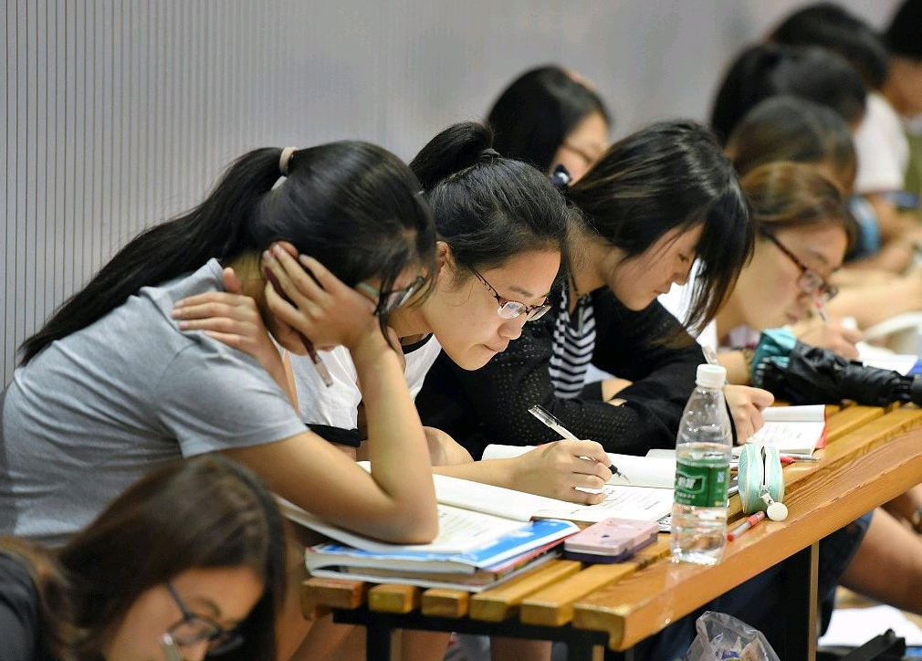 考研院校人气榜单来了，榜首并非985大学，师范院校意外成为热门