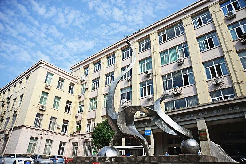 地铁直达！坐拥2大国家重点实验室！10大理由，让你爱上成都理工大学！