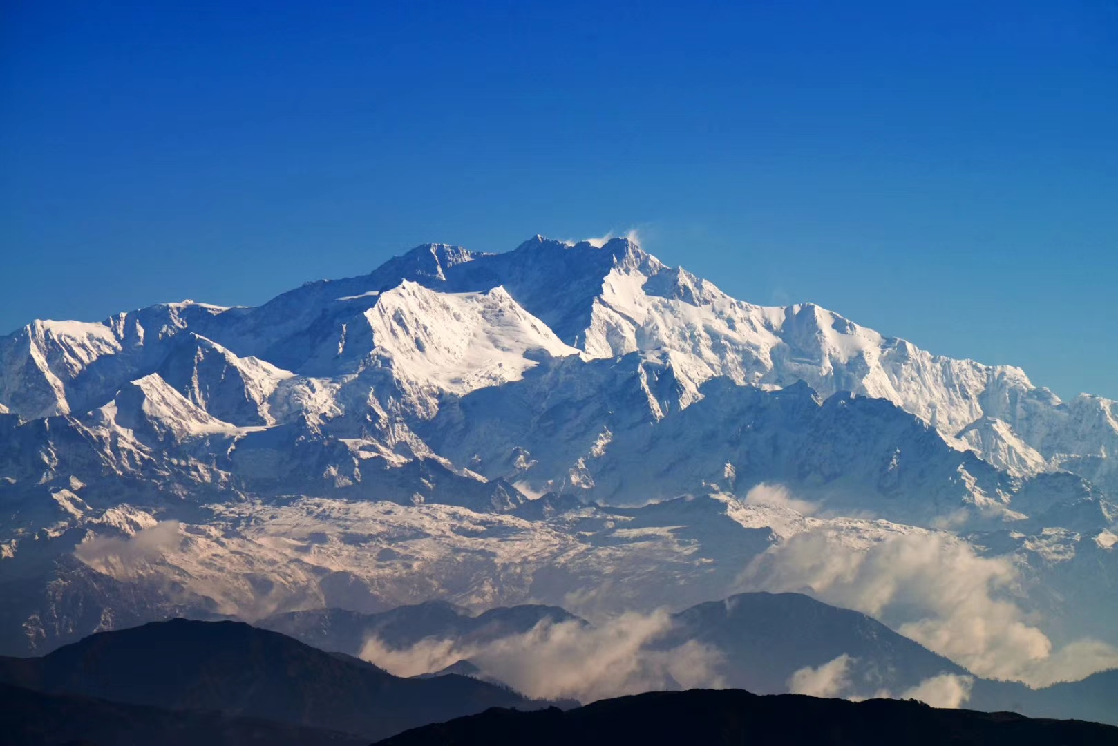 干城章嘉峰(令今天中国人遗憾的世界第三高峰：干城章嘉峰)
