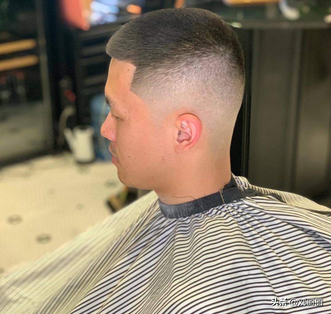 男胖人适合的发型图片男士胖人适合什么发型图片