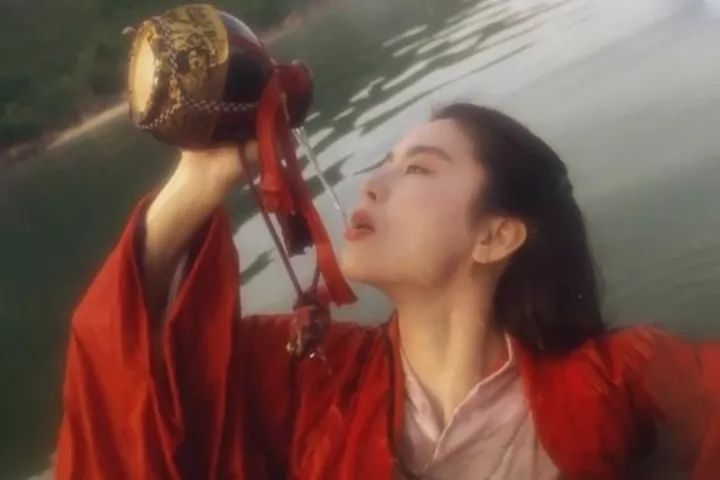 1992年是香港电影周星驰年，香港影坛的其他巨星在干嘛？