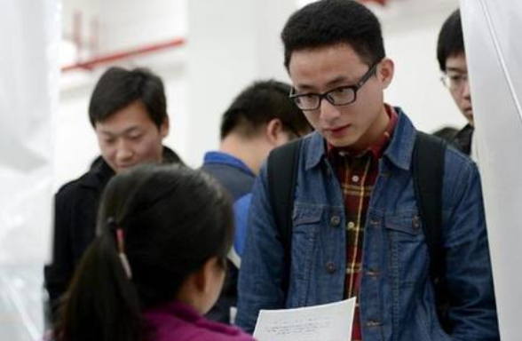 “文科生”和“理科生”的差距，差的不是一般大，真是现实又扎心