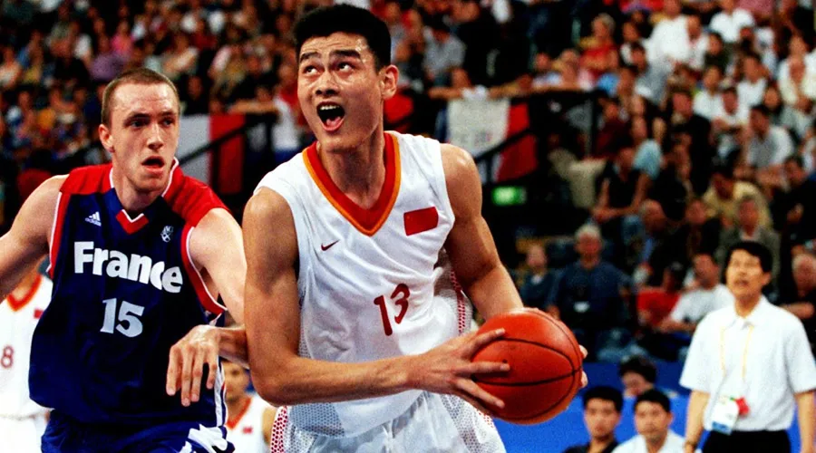 nba比分为什么比fiba高(杨毅：美国队赢了，可他们已彻底卸下了神光)