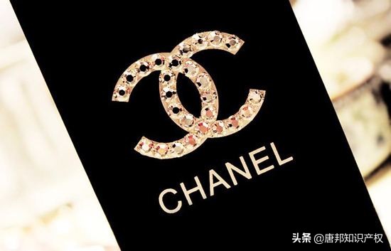 双c交叉是什么牌子·双c左右交叉是什么牌子