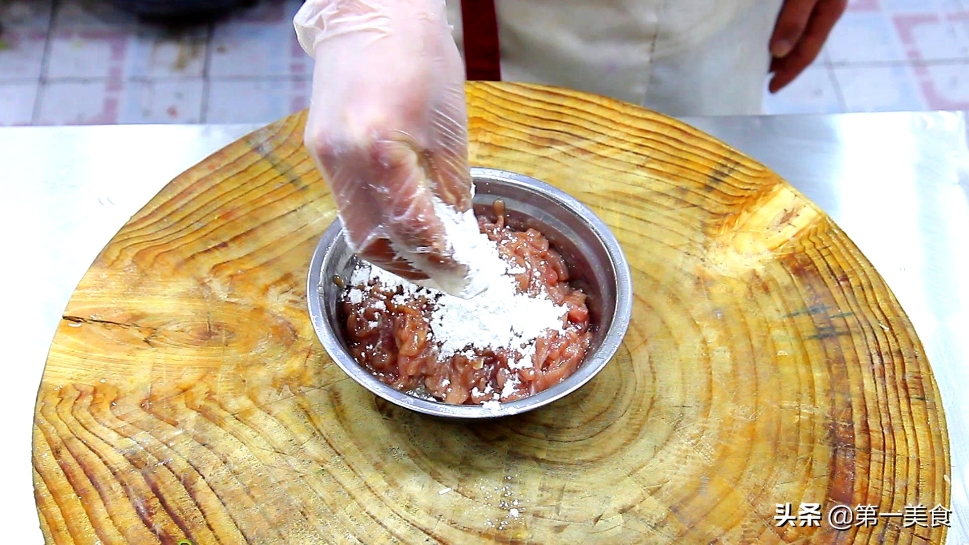 鱼香肉丝是什么菜系（川菜代表之作鱼香肉丝咸鲜酸甜）