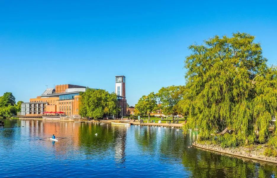 华威大学地理位置 专业设置及荣誉详解