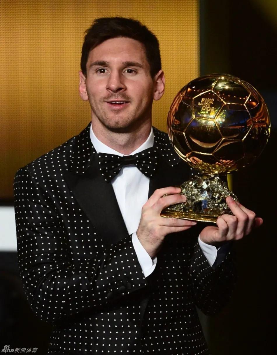 梅西历届世界杯最佳进球(梅西C罗金球奖岁月9：2012年，C罗的巅峰遇到梅西疯狂的91球)
