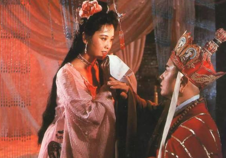 三打白骨精概括1000字左右西游记之孙悟空三打白骨精