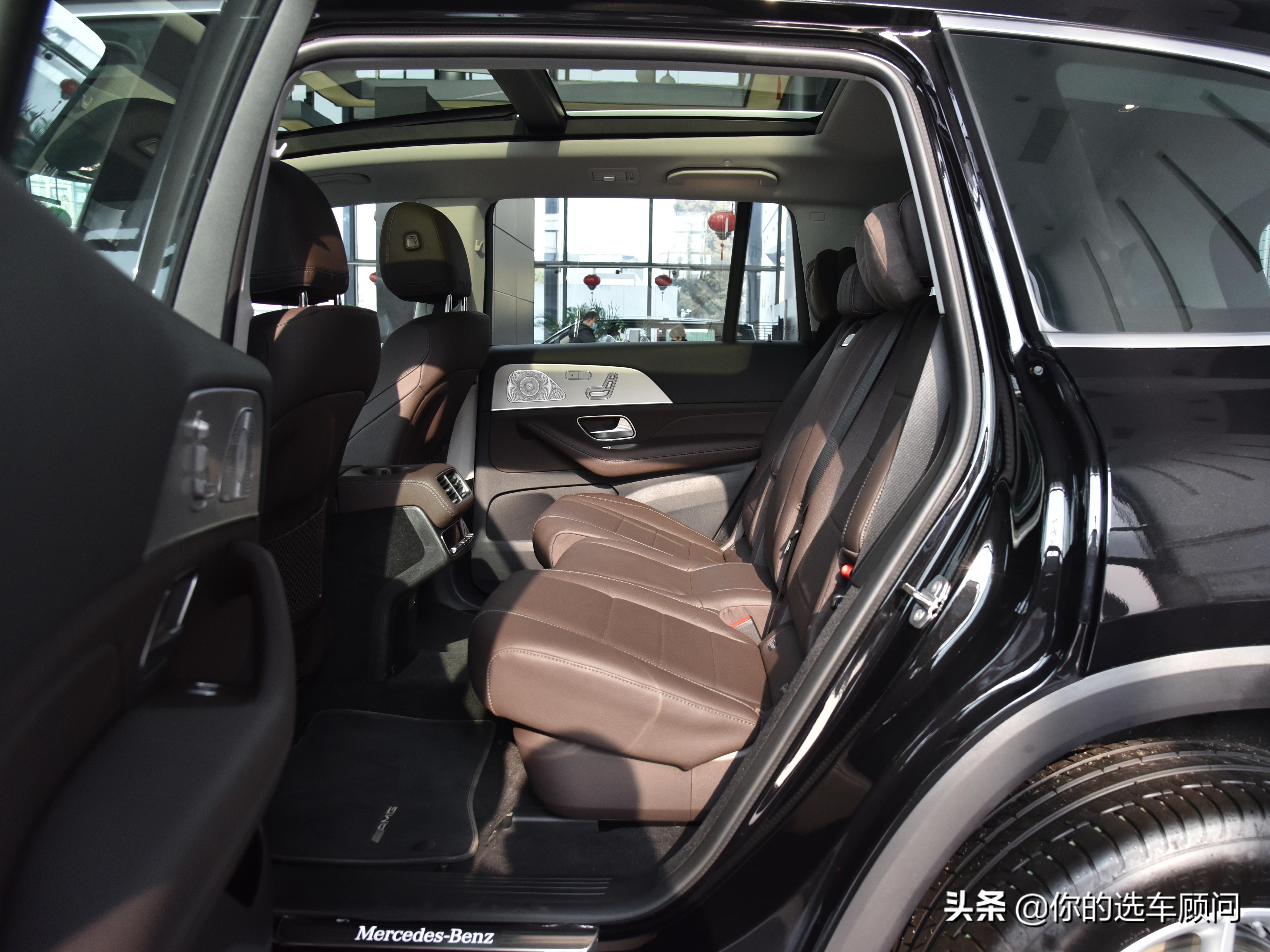 德系原装进口,奔驰旗舰suv,超大7座配四驱,实拍奔驰gls