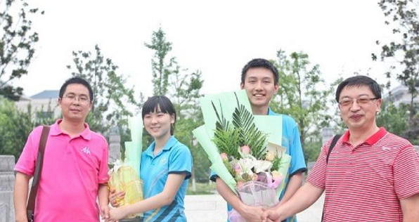 湖北少年当年保送清华，却为享受高考放弃保送，他最后考了几分？