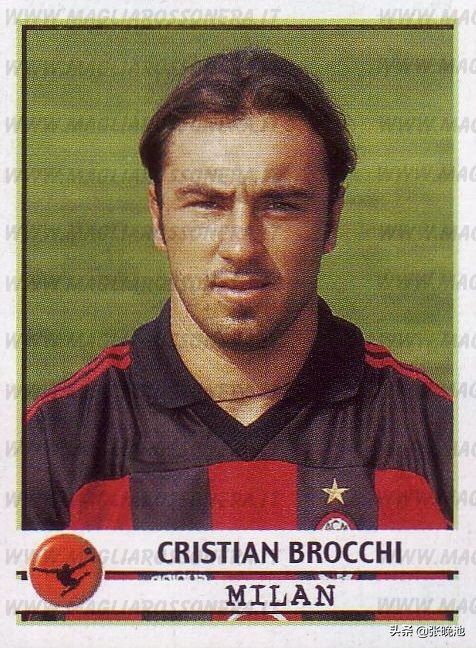 2002年ac米兰主力阵容（「资料」AC米兰2001-2002赛季意甲第1-第5轮，舍瓦因扎吉双剑合璧）