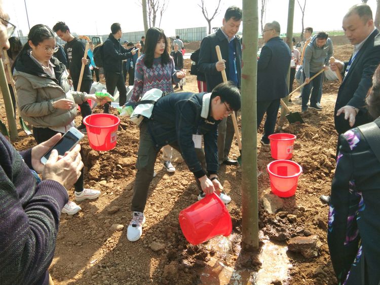 梦想花开，走进山东财经大学的春天！