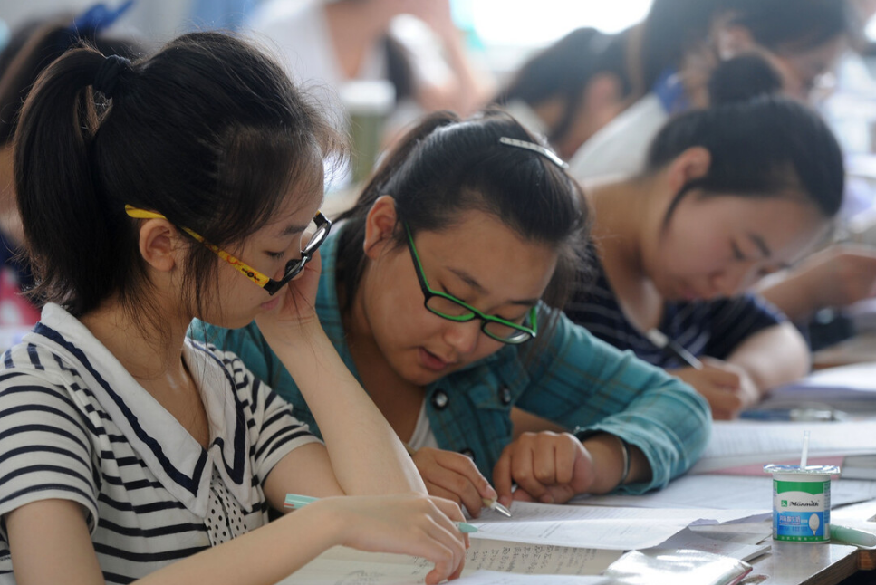 全国中学排行榜出炉，衡水中学无缘第一，湖南成最大赢家