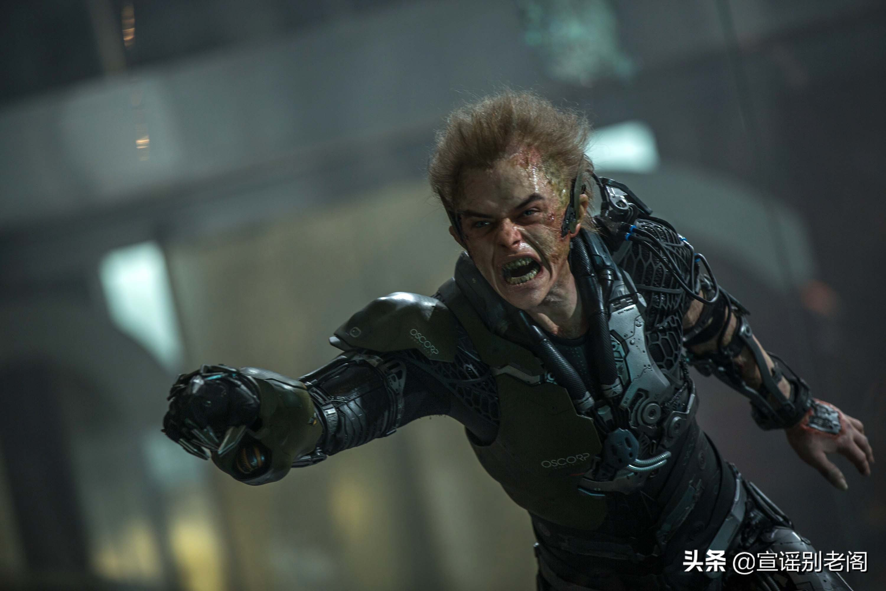 錢(qián)英超人小候長(zhǎng)什么樣（鋼鐵俠逗比、超人內(nèi)褲裝、蜘蛛俠中二，誰(shuí)的戰(zhàn)袍氣場(chǎng)更奇怪？）