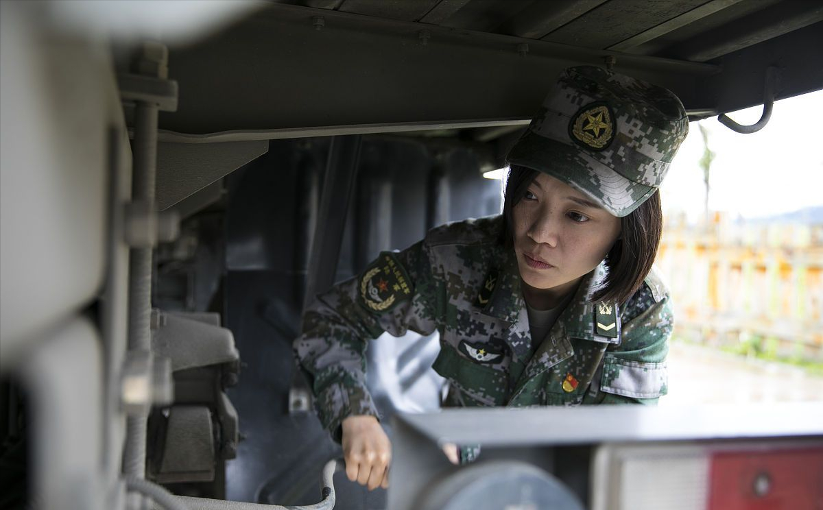 高中毕业生参军入伍，在部队考不上士官学校，还有4条路可走