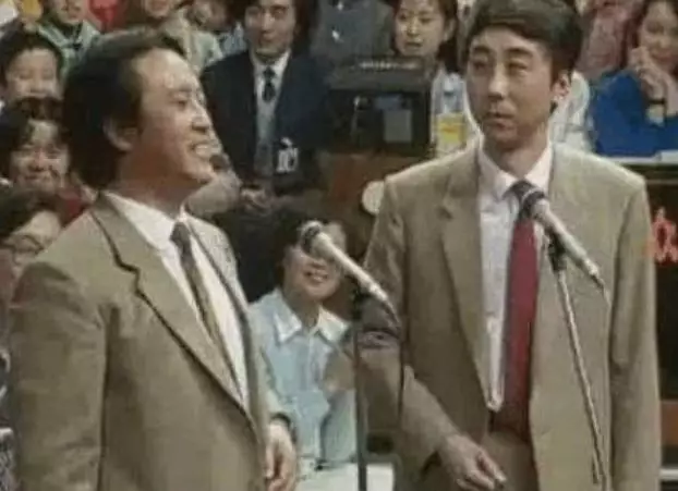 春晚品牌赞助变迁史：零点报时冠名“十秒值半亿”？