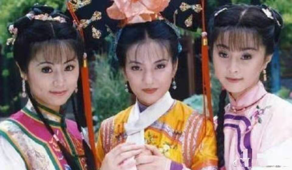 《还珠格格》开播23年：主演险全军覆没，杀妻、出轨、撞人太唏嘘