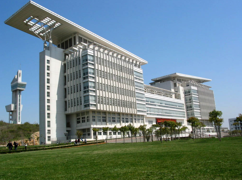 江苏十强高校排名公布，这三所大学排名倒数，河海大学排名第九